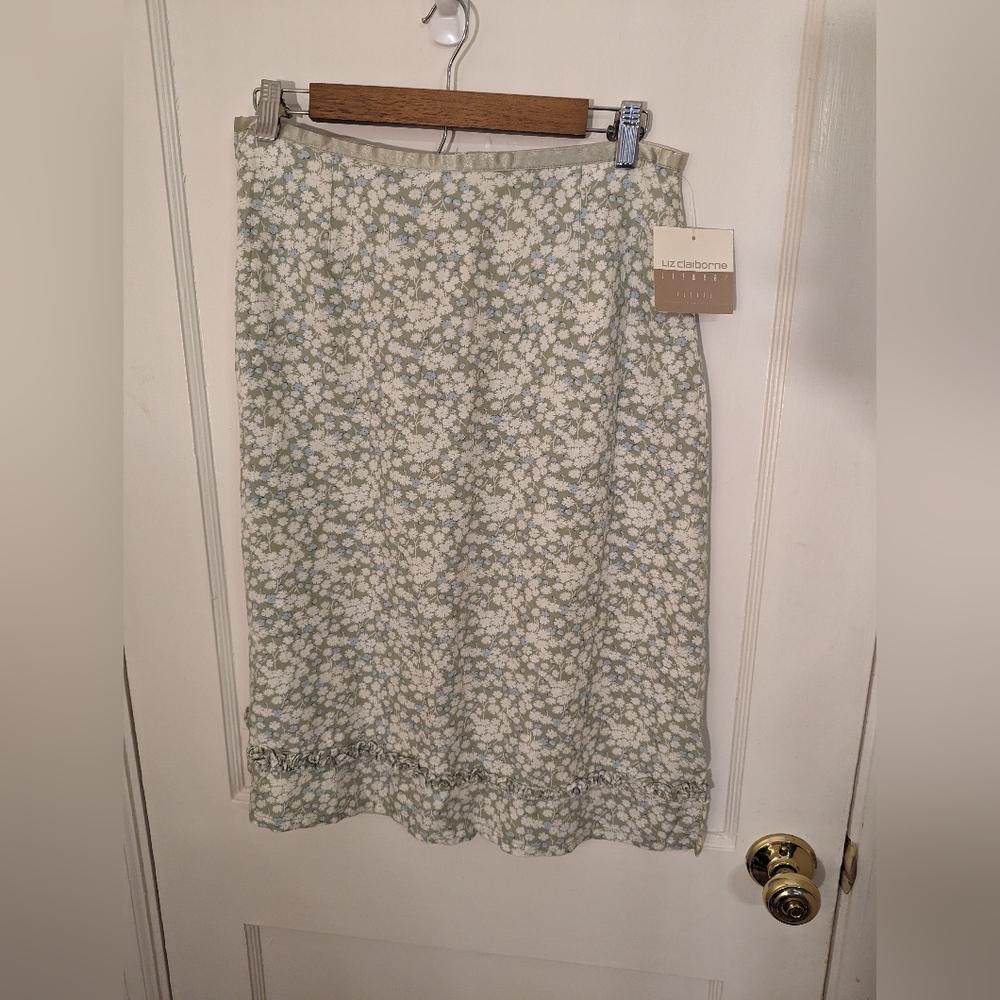 Vintage NWT 2000s Floral Spring Summer Skirt
